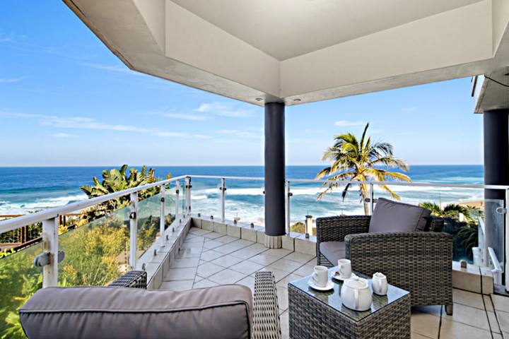Comp Beach Road 21 Main bedroom balcony